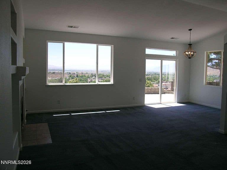 893 Vista Park Dr photo 5