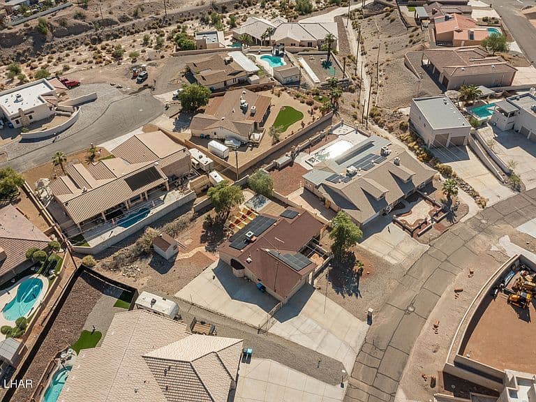 2510 Talisman Dr photo 5