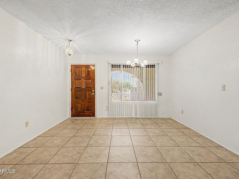 1618 E IMPALA Avenue photo 5