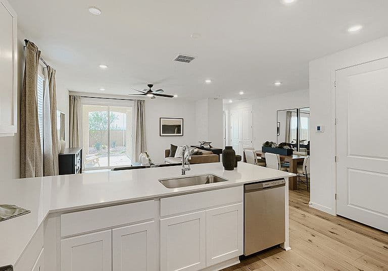 34208 N Argento Way photo 3
