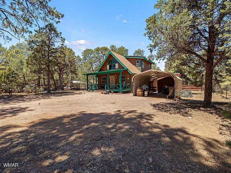 2118 Blue Jay Rd photo 3