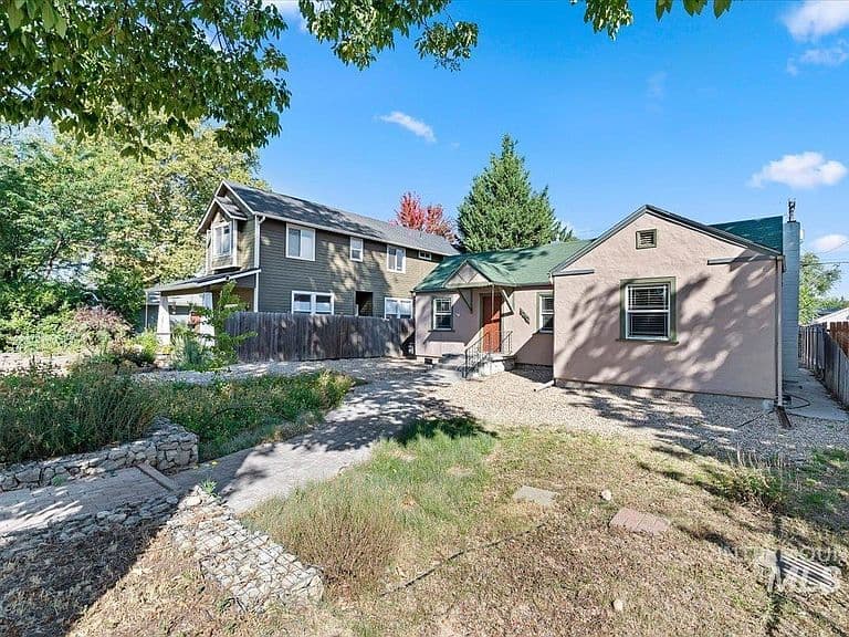 6210 W Primrose St photo 2