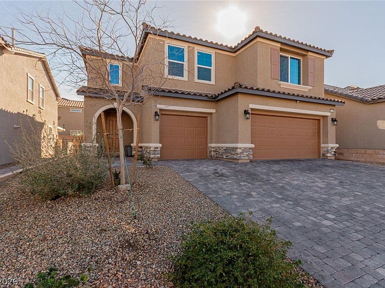 10909 Chipotle Ave photo 3