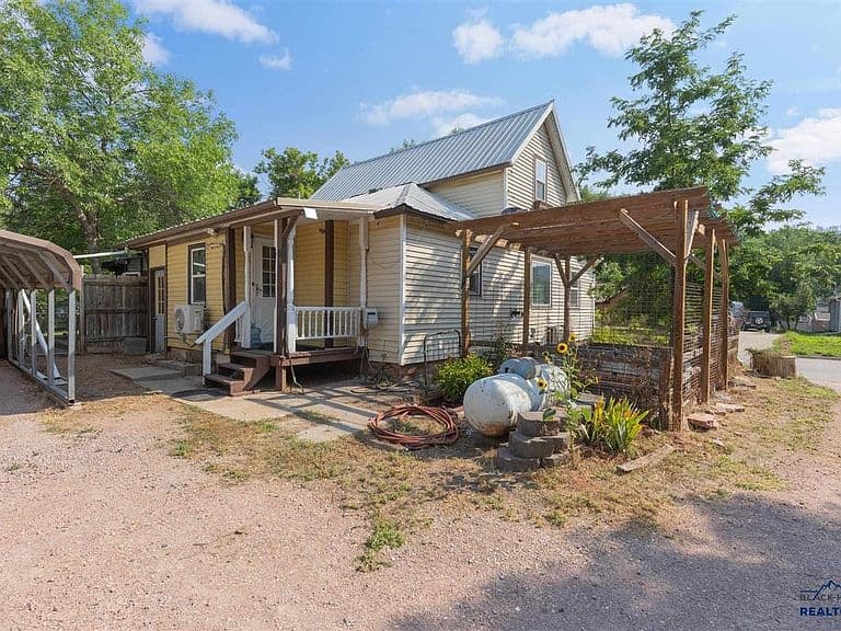 942 S Riv photo 3