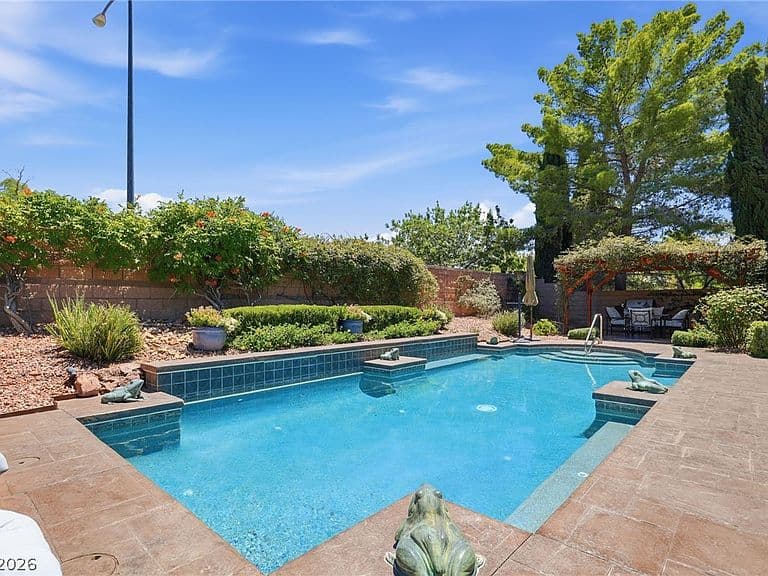 2242 Tedesca Dr photo 3