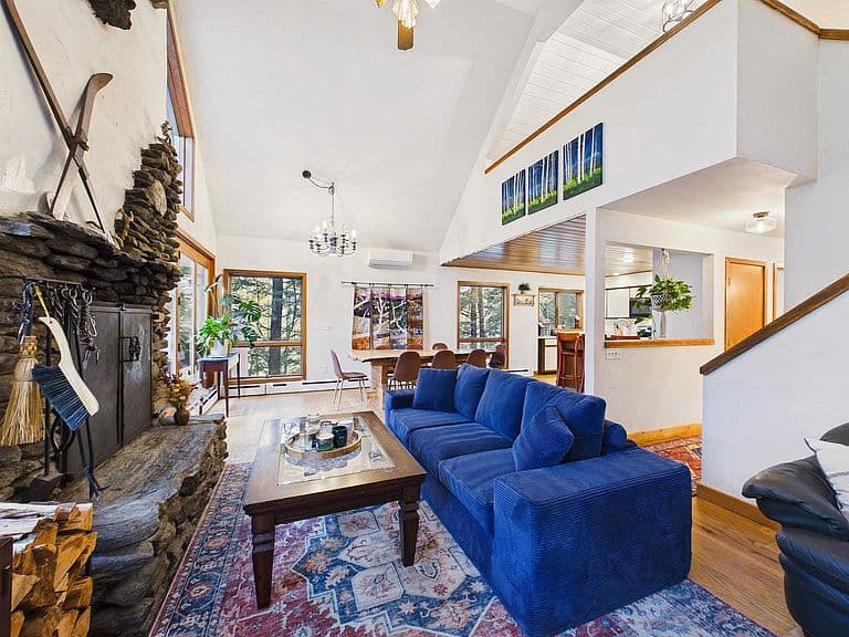 115 Park Place photo 4
