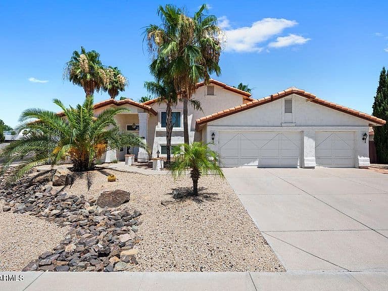 4402 E VISTA Drive photo 1