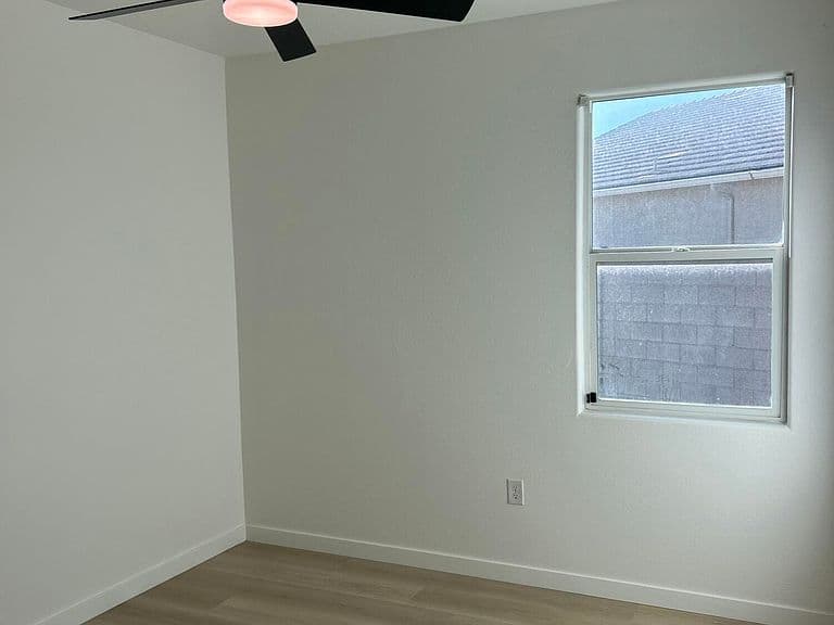 577 N 17TH Street photo 5