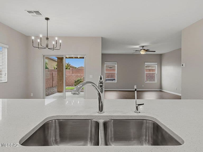 12394 W Reyher Farms Loop photo 5