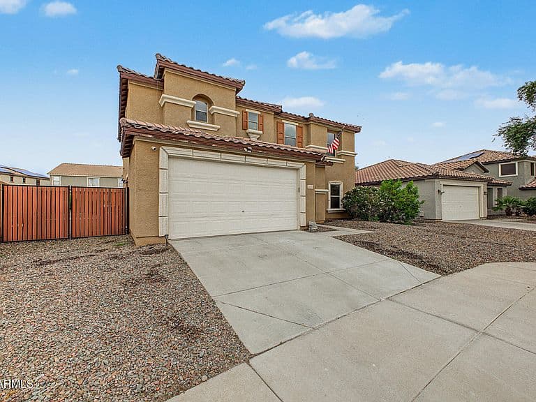 25576 W NANCY Lane photo 3