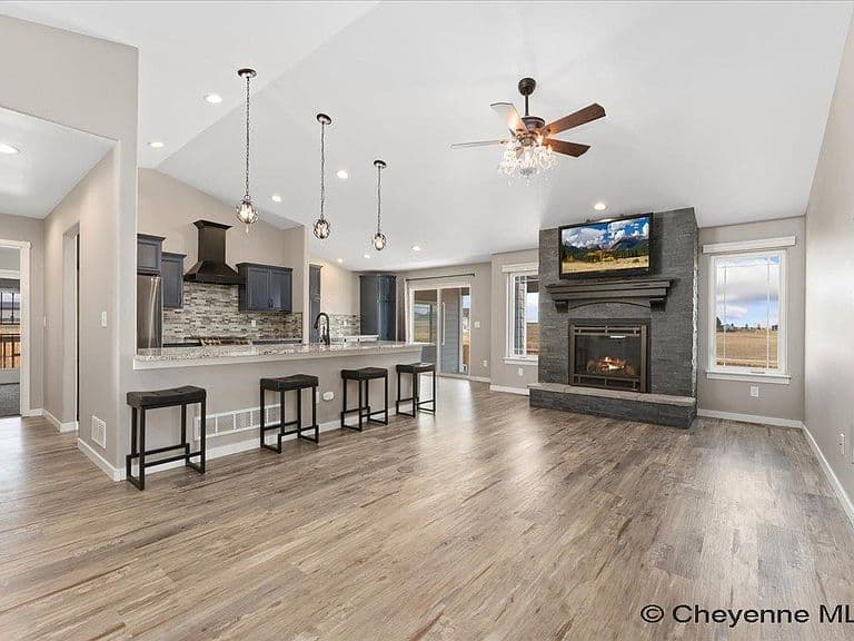 1350 Scenic Ridge Dr photo 4