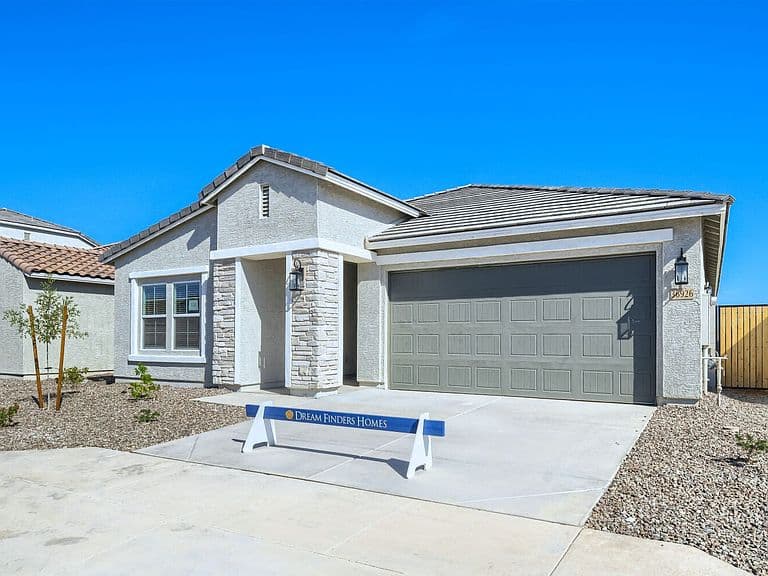 36926 W Nina St photo 3