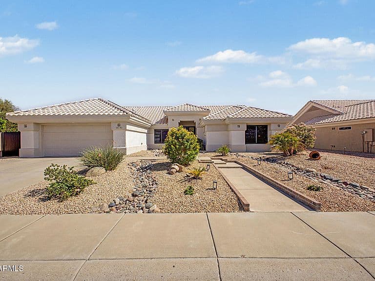 16131 W SENTINEL Drive photo 1
