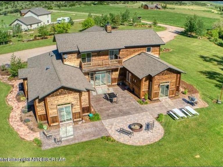140 Big Ridge Meadows Dr photo 1