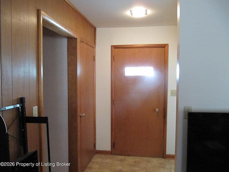 282 N Central Ave #N photo 5