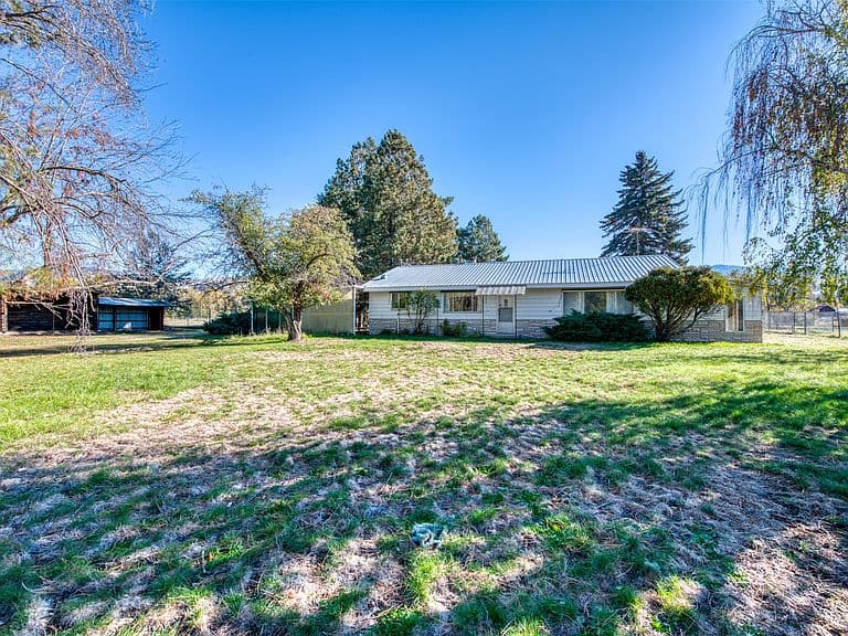 3228 Old Darby Rd photo 1