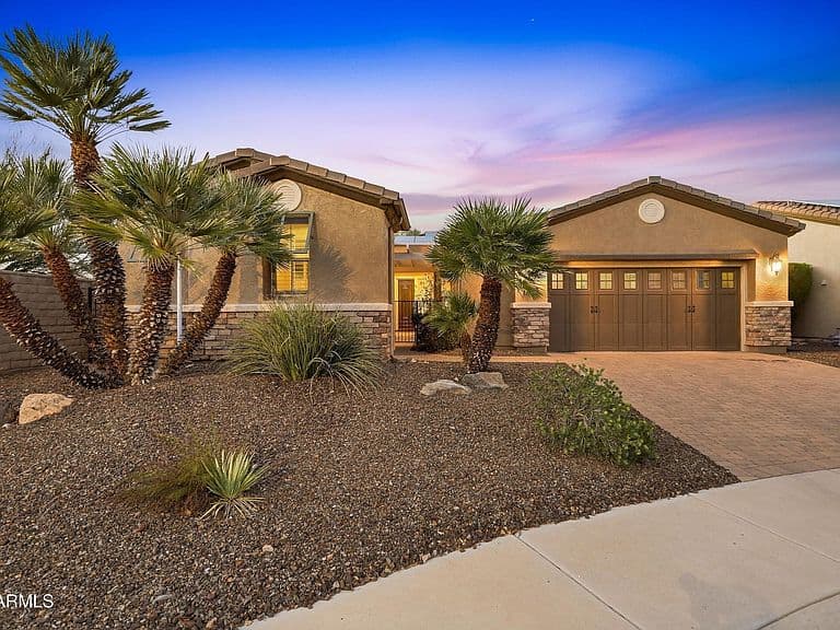 13088 W DESERT VISTA Trail photo 1