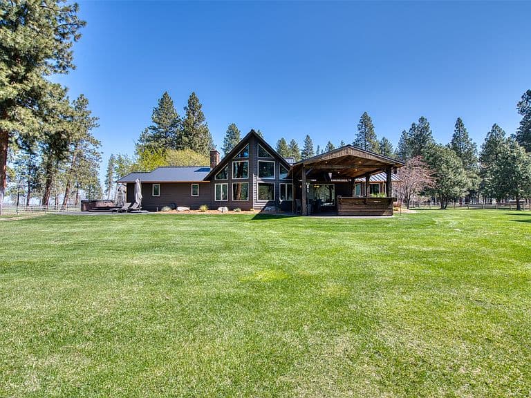 229 Camas Creek Loop photo 1