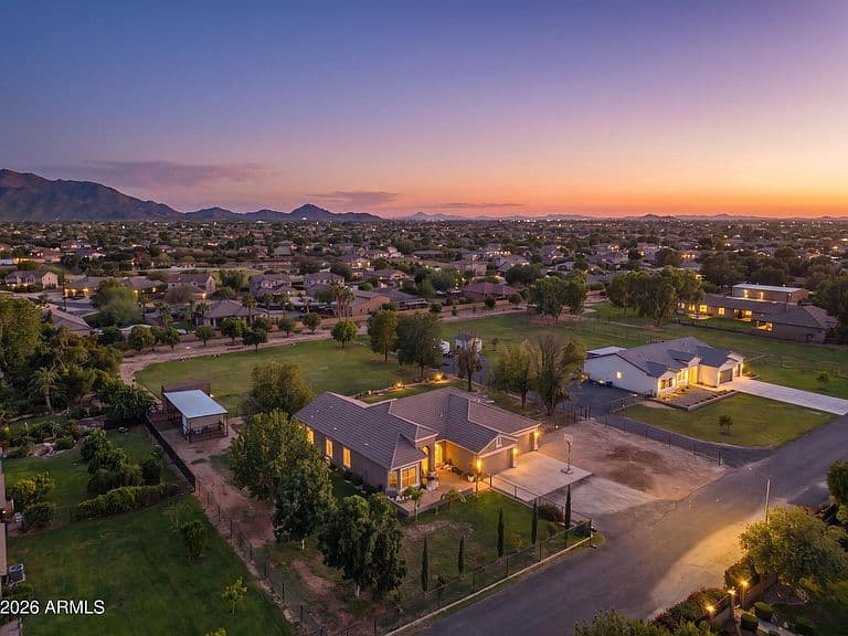 3785 E VIA DEL RANCHO Road photo 1