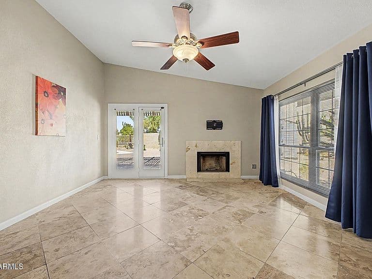 5404 E FAIRFIELD Street photo 3