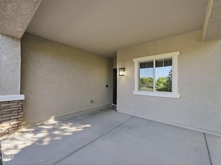 21359 W ALVARADO Road photo 4