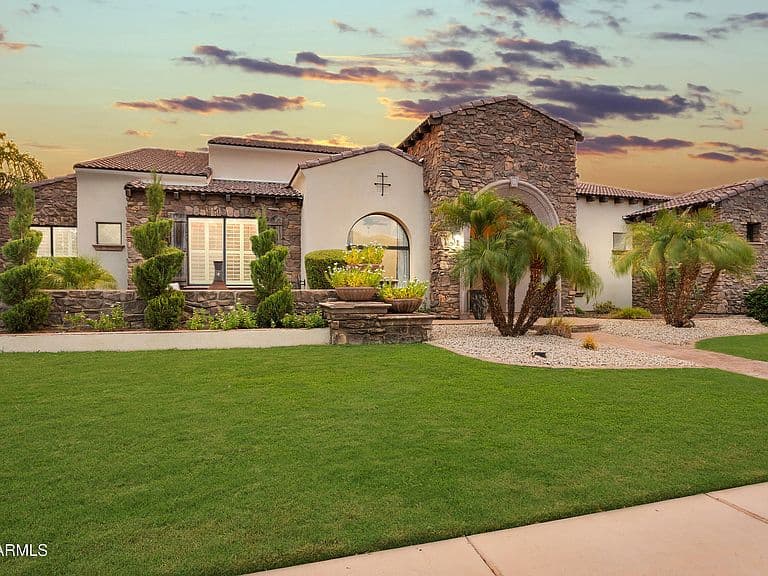 4380 E TAURUS Place photo 2