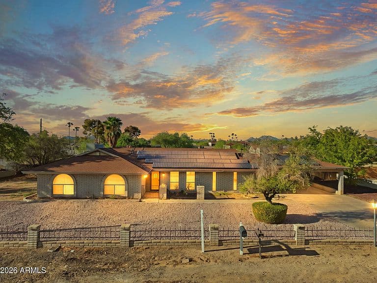 7330 W ANGELA Drive photo 2