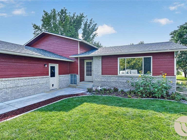 824 Troy Cir photo 2