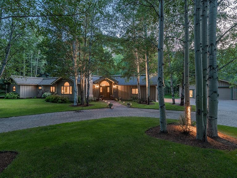 121 Aspen Hollow Rd photo 1