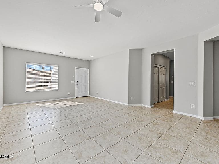 6310 W VICTORY Way photo 5
