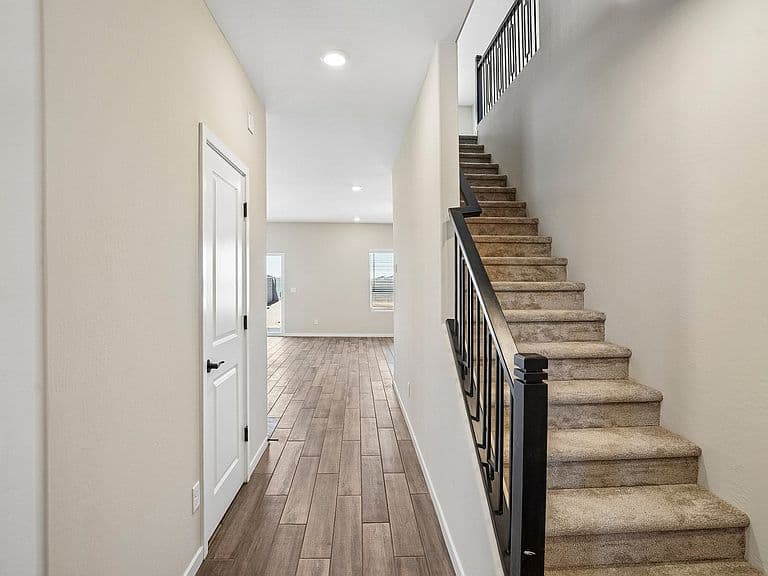 36862 W Nina St photo 4