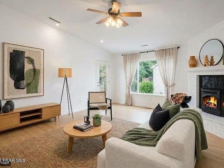9380 E Towago Dr photo 2
