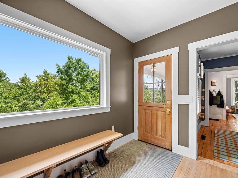11 Cherry Avenue photo 5