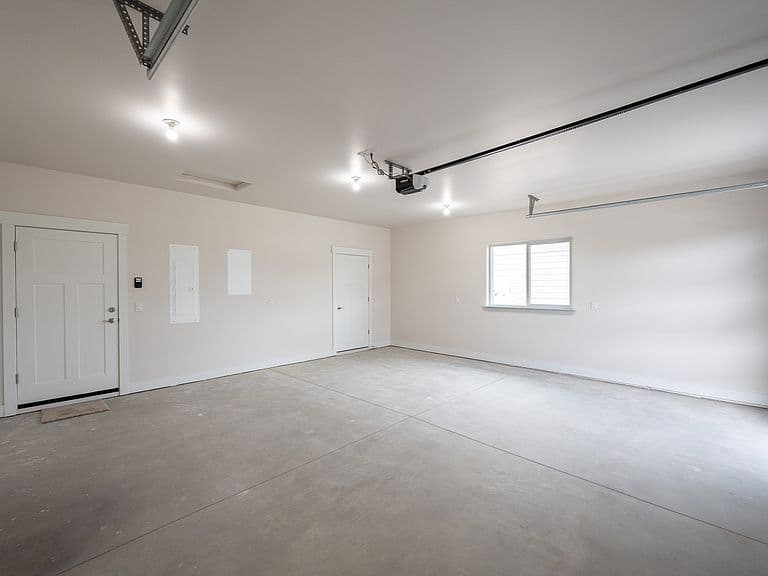 824 Rivet Way photo 4