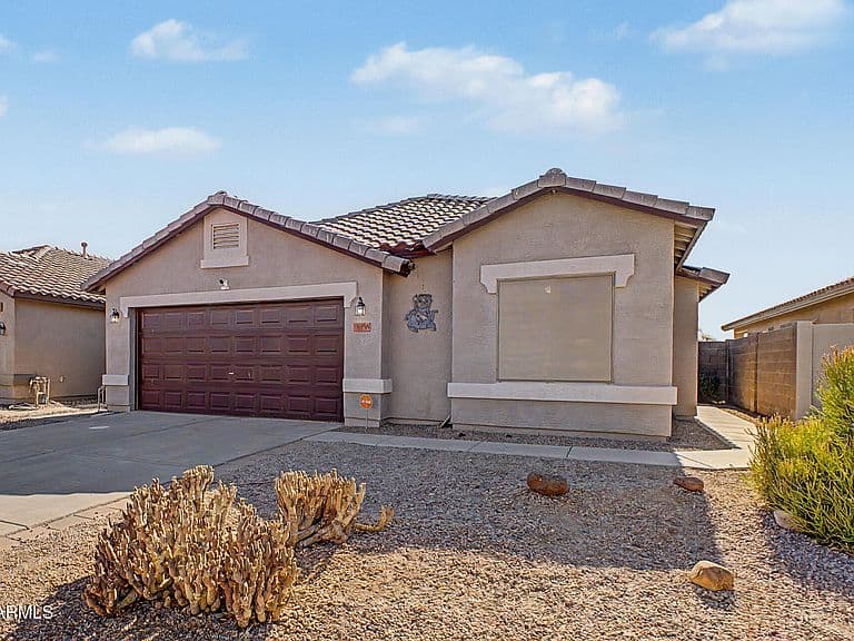 18458 N SMITH Drive photo 3