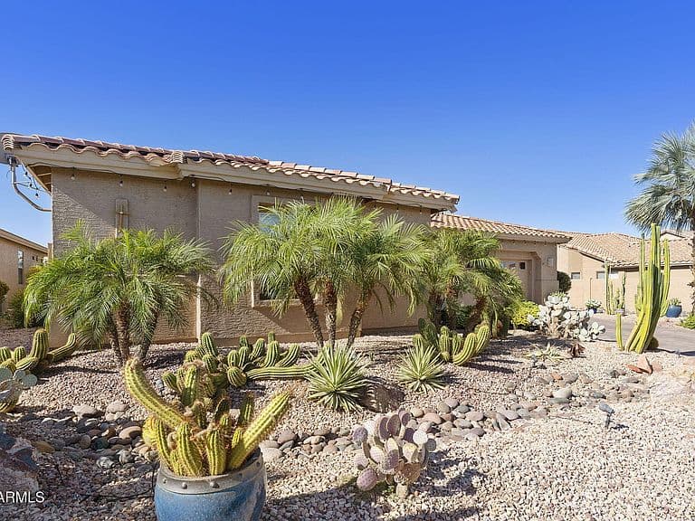 24613 S LAKEWAY Circle SE photo 3