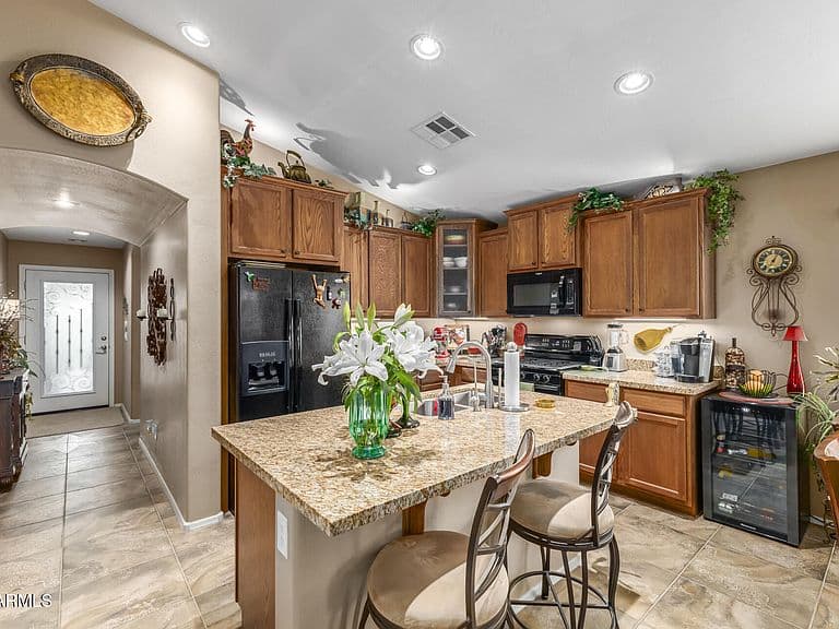 19587 N Krupps Ct photo 4