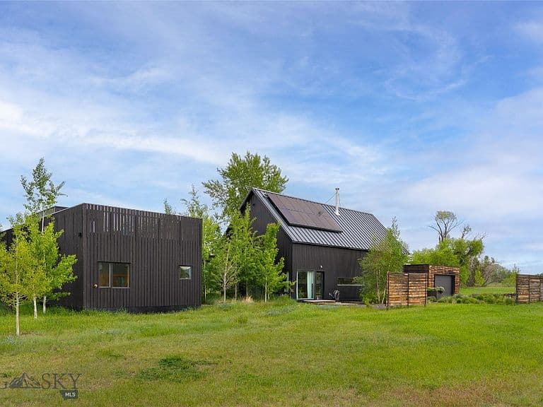 31 Ladybug Ln photo 1