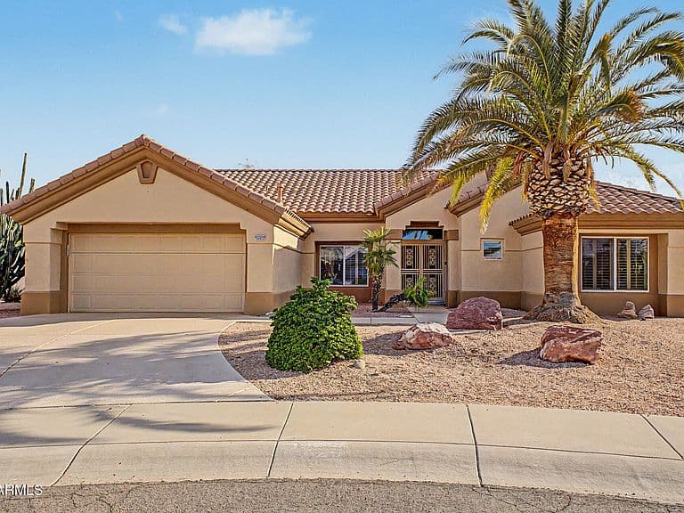 14623 W COLT Lane photo 2
