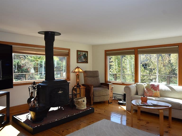 112 Gregg Lake Road photo 5