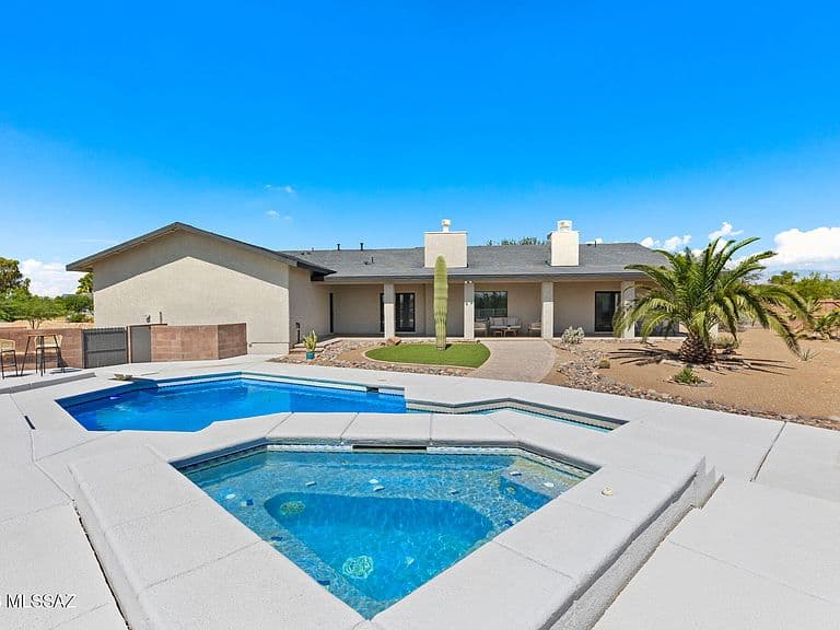 10530 E Escalante Rd photo 4