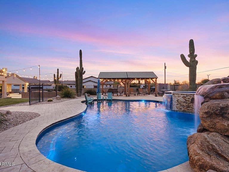 8236 E HERMOSA VISTA Drive photo 4