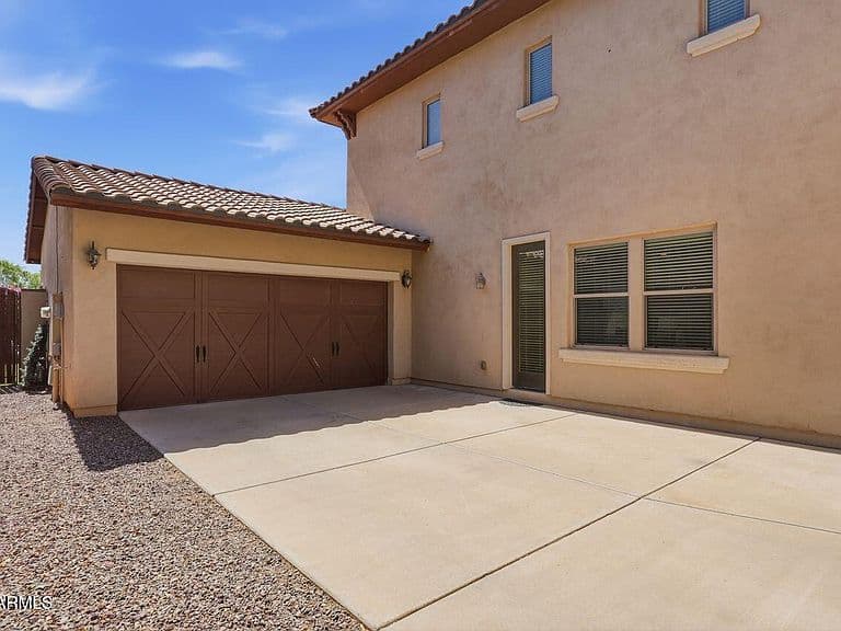 20889 W RIDGE Road photo 4