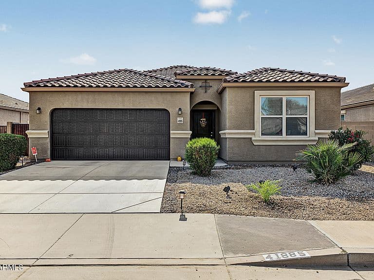 41885 W PLATA Street photo 1