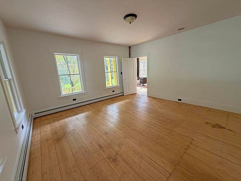 4054 Guilford Center Road photo 5