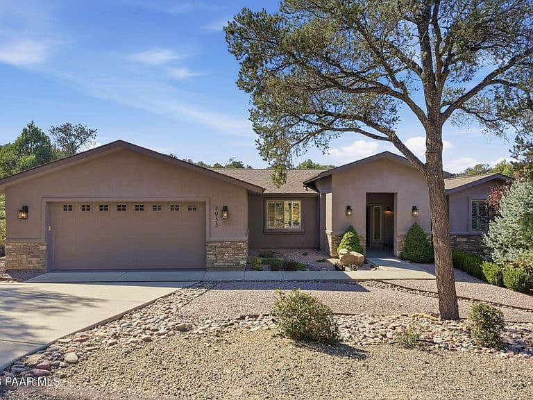 4955 Bear Way photo 3