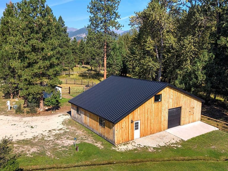 799 Bear Creek Trl photo 4