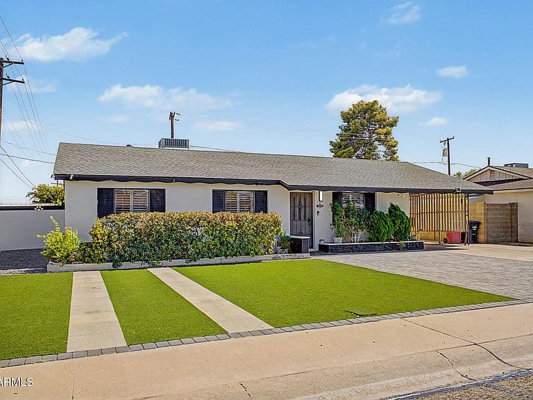 7543 E MCKINLEY Street photo 3