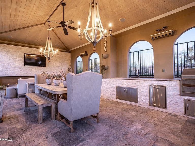 6021 E BRIANNA Road photo 5