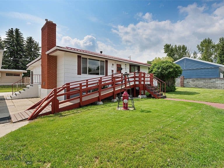 423 Linden St photo 1